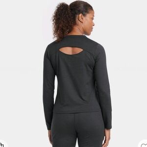 NWT All in motion soft stretch long sleeve top